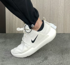 Giay Nike E-Series AD 'Sail' DV8405-100