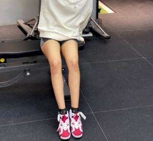 Giay Nike Air Jordan 6 Retro 'Carmine' 384665-106