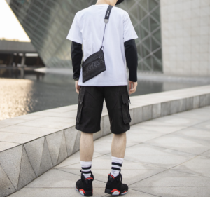 Giay Nike Air Jordan 6 Retro 'Black Infrared' 384665-060