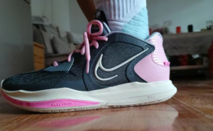 Giay Nike Kyrie 5 Low 'Iron Grey Coconut Milk' DJ6012-005