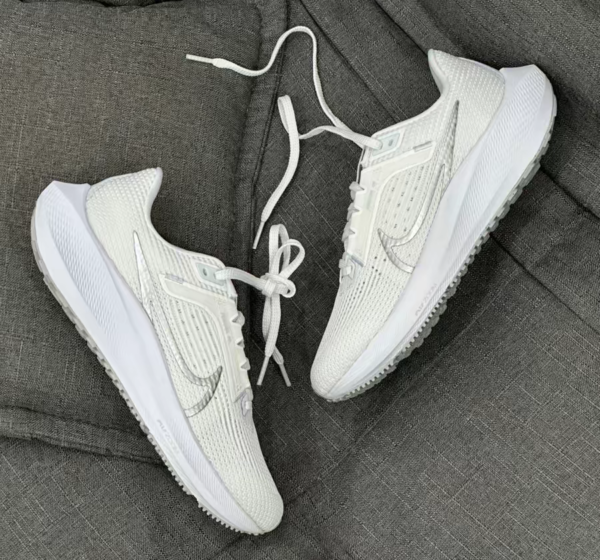 Giay Nike Pegasus 40 'White' DV3854-101