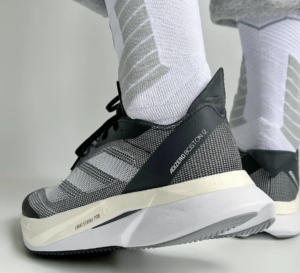 Giay Adidas Adizero Boston 12 'Core Black' H03613