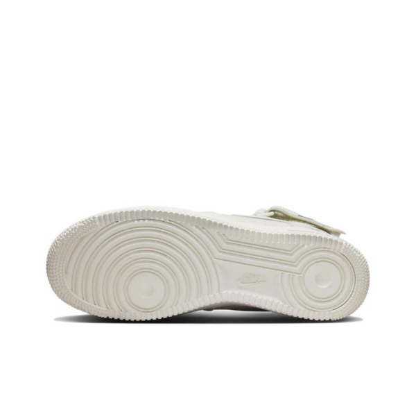 Giay Nike Air Force 1 Mid 'Light Bone' FB2036-101