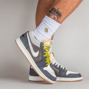 Giay Nike Air Jordan 1 Low 'SNKRS Day Korea 2023' FD0399-004