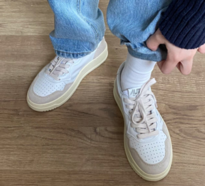 Giay Autry Low Leather Suede 'White' AULM-LS33