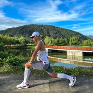 Giay Nike ReactX Infinity 4 'White Black' DR2665-100