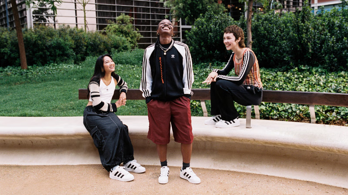 Cùng ngắm nhìn ADIDAS SUPERSTAR XLG: Một cải tiến mới Hinh anh 5: Cung ngam nhin ADIDAS SUPERSTAR XLG: Mot cai tien moi