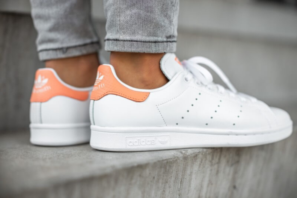 Giay Adidas Stan Smith 'Chalk Coral' EF6884