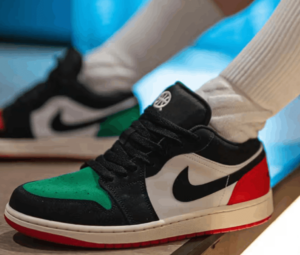 Giay Nike Air Jordan 1 Low 'Quai 54' FQ6703-100