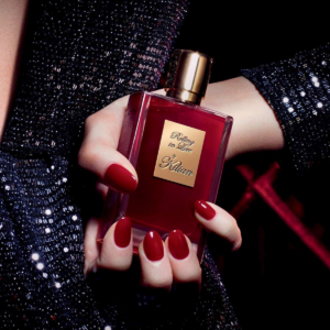 Nuoc Hoa Kilian Rolling In Love Eau De Parfum