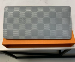 Vi Louis Vuitton Brazza Wallet 'Silver' M60195