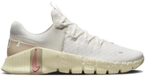 Giay Nike Free Metcon 5 'Sail Sanddrift' DV3950-100