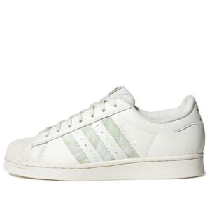 Giay Adidas Originals Superstar Vegan 'White Tint' HQ6668