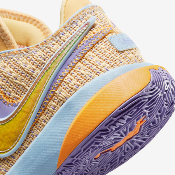 Giay Nike LeBron 20 'Nike Lifer' DQ8651-200