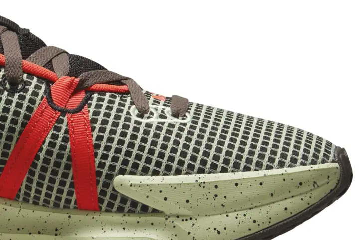 Hinh anh 3: Giay bong ro LeBron Witness 7 thuc su tot va dang so huu?