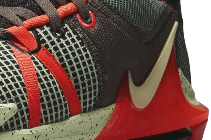 Hinh anh 4: Giay bong ro LeBron Witness 7 thuc su tot va dang so huu?