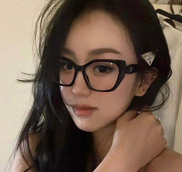 Kinh Prada Glasses Cat Eye 'Black' 0PR18WVF-1AB1O154