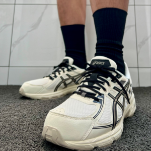 Giay Asics Gel-Venture 6 'Creamwhite Black' 1011B550-102