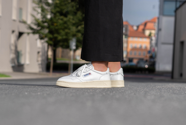 Giay Autry Medalist Low Leather 'White' AULM-LL15