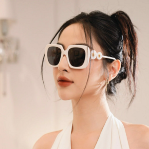 Kinh Versace Square Sunglasses 'White' VE4434-314