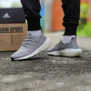 Giay Adidas Ultra Boost 21 'Grey' FY0404