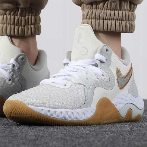 Giay Nike Renew Elevate 2 'Summit White Gum' CW3406-100