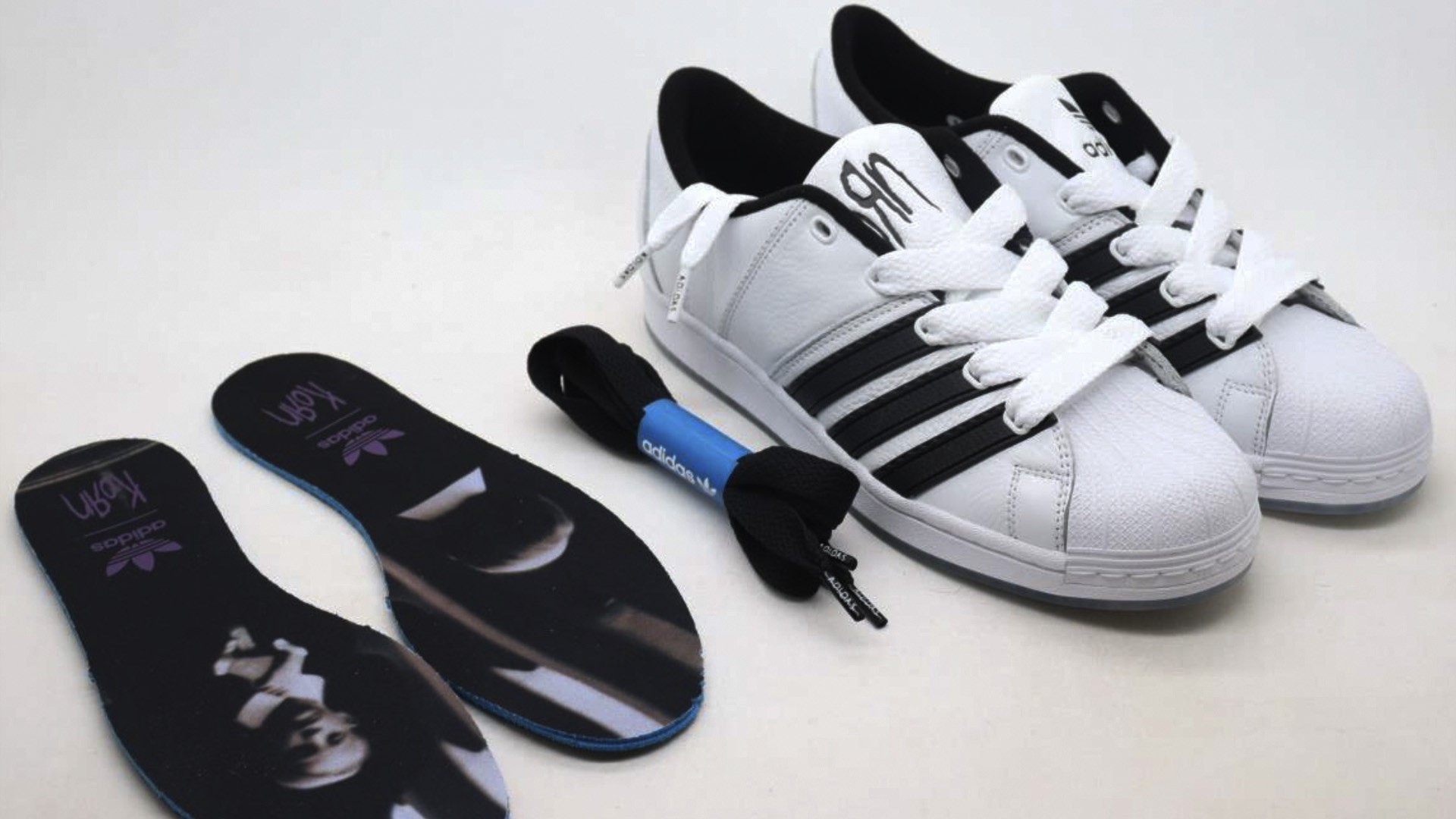 Adidas x Korn: Bản collab đầy sáng tạo sẽ ra mắt vào tháng 10 Hinh anh 7: Adidas x Korn: Ban collab day sang tao se ra mat vao thang 10