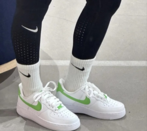 Giay Nike Air Force 1 Low 'White Action Green' DD8959-112