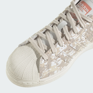 Giay Adidas Superstar 'Camo Crystal White' IG3082