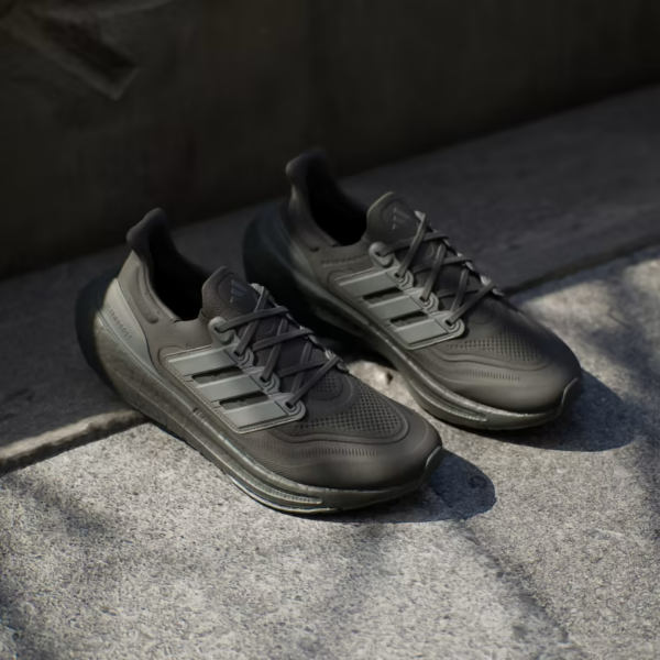 Giay Adidas Ultraboost Light 'Black' GZ5159