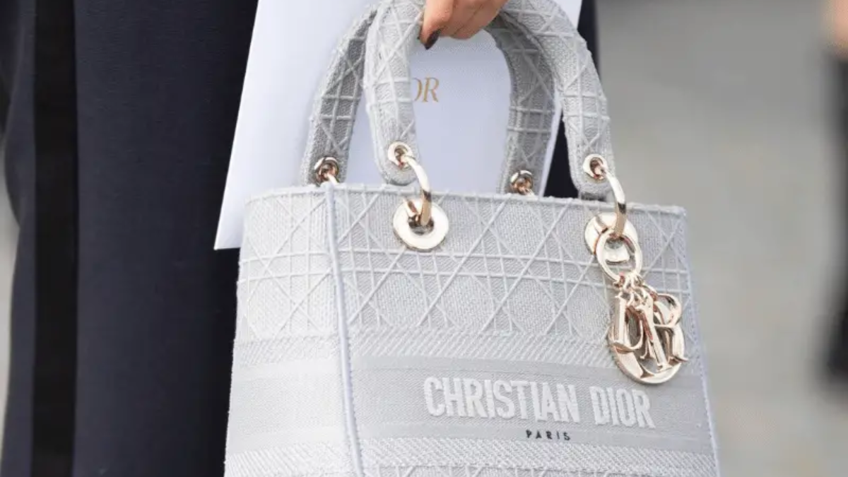 Hinh anh 1: Lich su va su phat trien cua tui xach nu