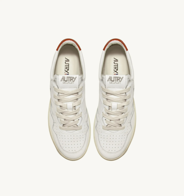 Giay Autry Medalist Low Leather 'White Rust' AULW-LL48