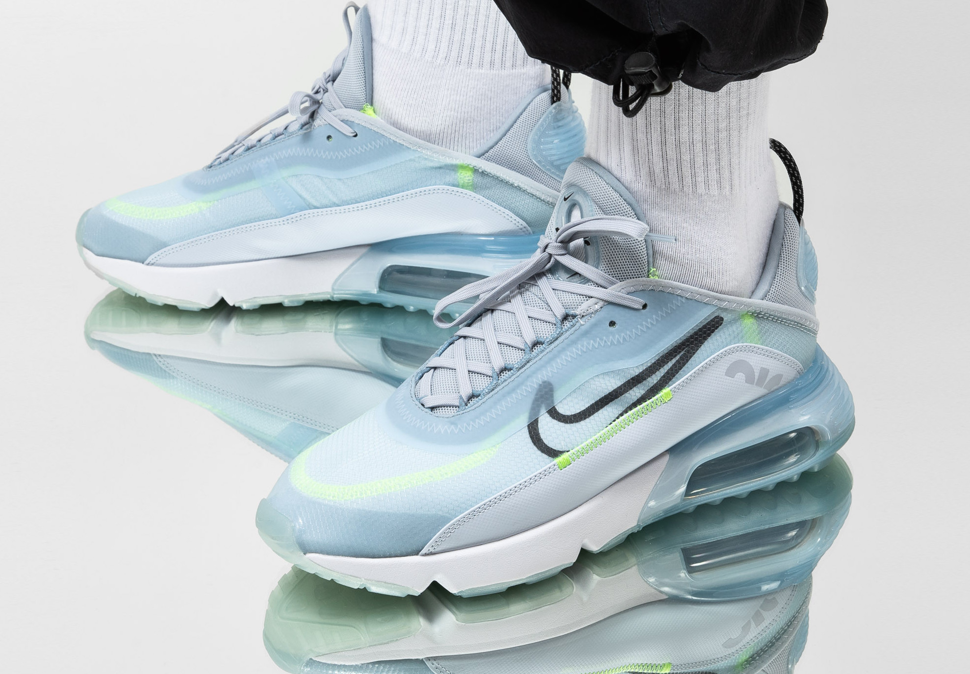 Nike Air Max 2090: Tương lai của giày thể thao Hinh anh 4: Nike Air Max 2090: Tuong lai cua giay the thao