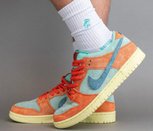 Giay Nike SB Dunk Low 'Orange Emerald Rise' DV5429-800