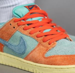 Giay Nike SB Dunk Low 'Orange Emerald Rise' DV5429-800