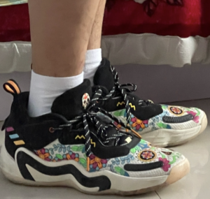 Giay Adidas D.O.N. Issue 3 'Dia de Muertos' GX3441