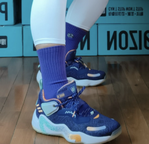 Giay Adidas D.O.N. Issue 3 Big Kids 'Jazz' GZ5488