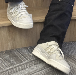 Giay Adidas Wmns Forum 84 Low 'Off White Grey' HQ6942