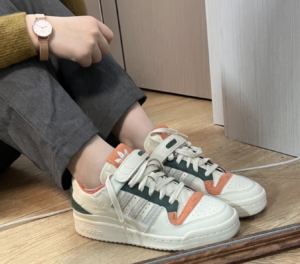 Giay Adidas Dresses The Forum Low “Fleece” GY4125