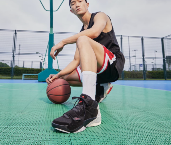 Giay Nike Air Jordan Zion 2 PF 'Black Cement' DM0858-060