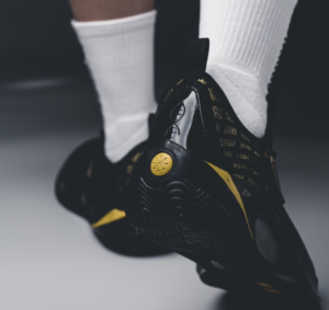 Giay Lining Wade 808 ' Black' ABPT017-2