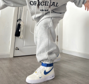Giay Nike Air Force 1 High SE 'Sail Blue Jay' DQ7584-100