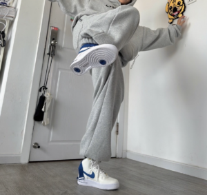 Giay Nike Air Force 1 High SE 'Sail Blue Jay' DQ7584-100