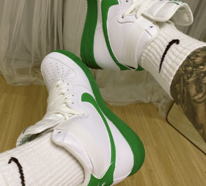 Giay Nike Air Force 1 High '07 'Lucky Green' CK7794-100