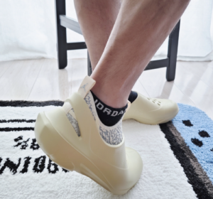 Giay Nike Air Jordan System.23 'Team Gold' DN4890-700