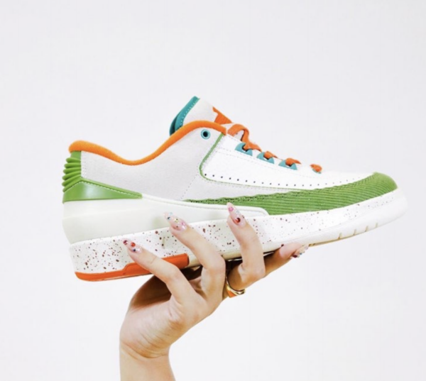 Giay Nike Air Jordan 2 x Titan Retro 'White Green' DV6206-183