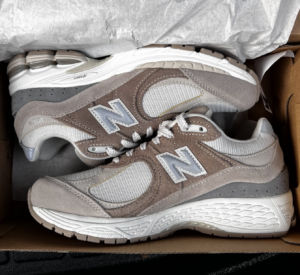 Giay New Balance 2002R 'Driftwood' M2002RSI