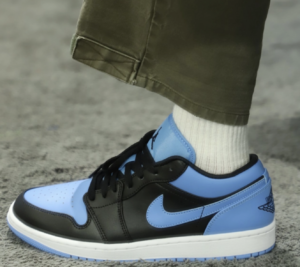 Giay Nike Air Jordan 1 Low 'University Blue' 553558-041
