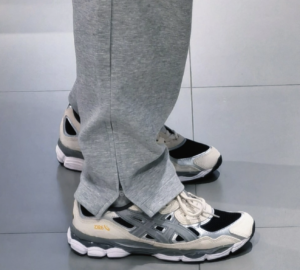 Giay Asics Gel NYC 'Clay Grey Black' 1201A789-001