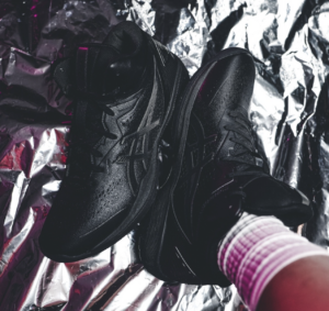 Giay Asics Gelhoop V15 'Black Gunmetal' 1063A063-001